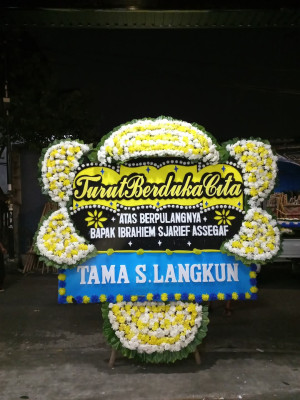Papan Bunga Duka di Semabung Baru